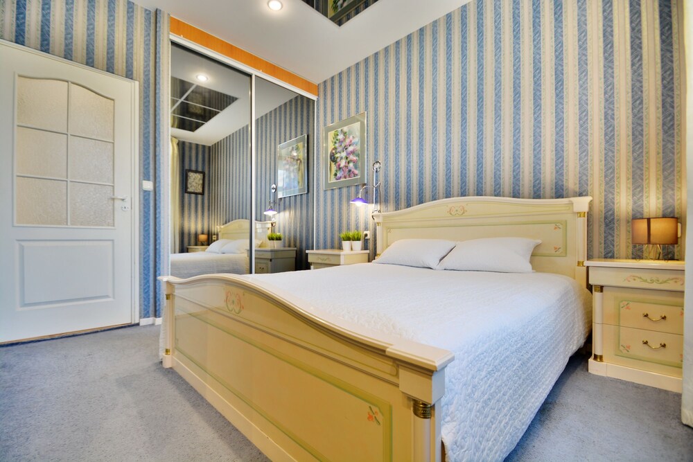 Superior Apartment, 1 Bedroom, Kitchen - Guestroom
