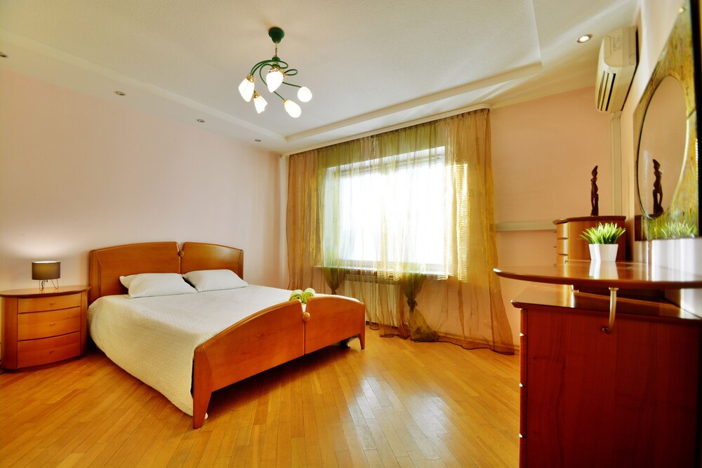 Apartment, 1 Bedroom (With Spa Bath) - Guestroom