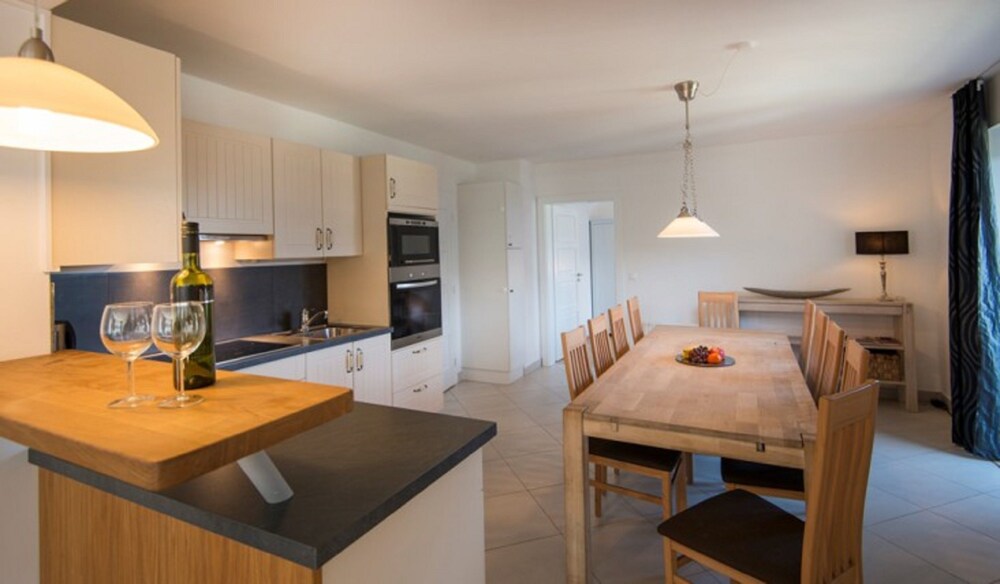 Superior Apartment, 3 Bedrooms, Mountain View (Final Cleaning Fee 120,00 EUR) - In-Room Kitchen