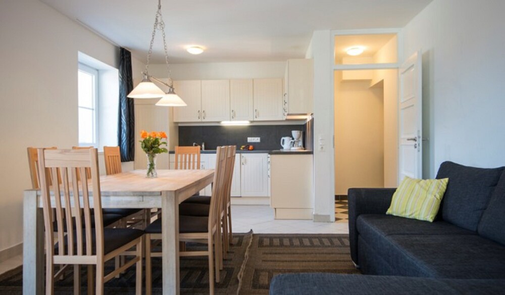 Superior Apartment, 2 Bedrooms, Balcony, View (Final Cleaning Fee 90,00 EUR) - In-Room Kitchen
