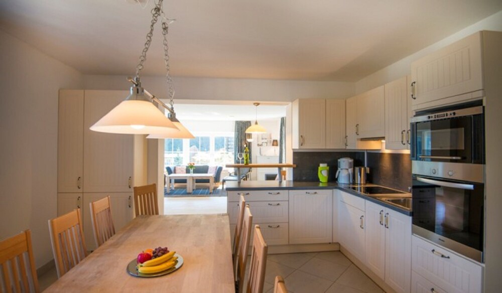 Superior Apartment, 3 Bedrooms, Mountain View (Final Cleaning Fee 120,00 EUR) - In-Room Kitchen