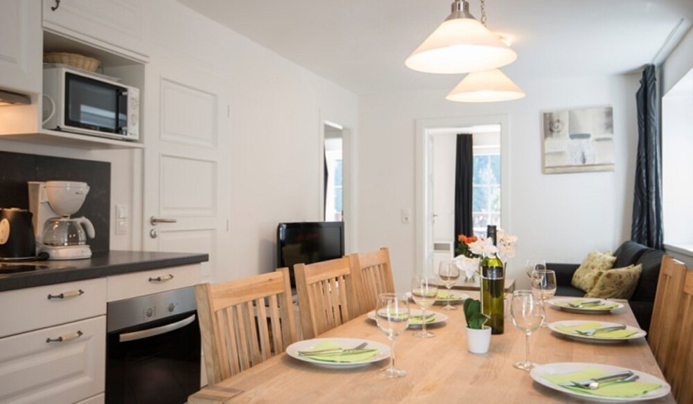 Type A1 - 50 m² Comfort Apartment, 2 Bedrooms (Final Cleaning Fee 70,00 EUR) - In-Room Dining