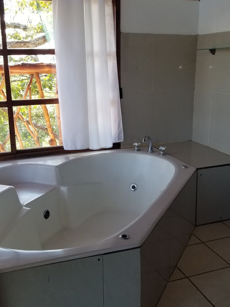 Jetted Tub