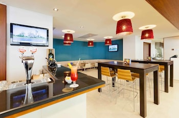 Hotel Bar