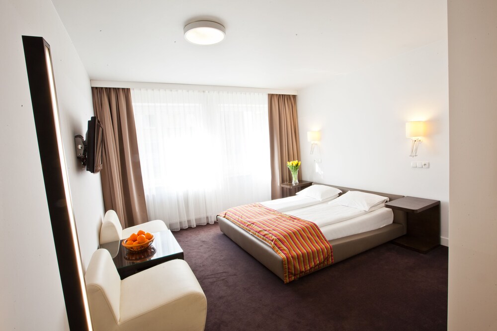 Standard Apartment, 1 Bedroom - Living Area