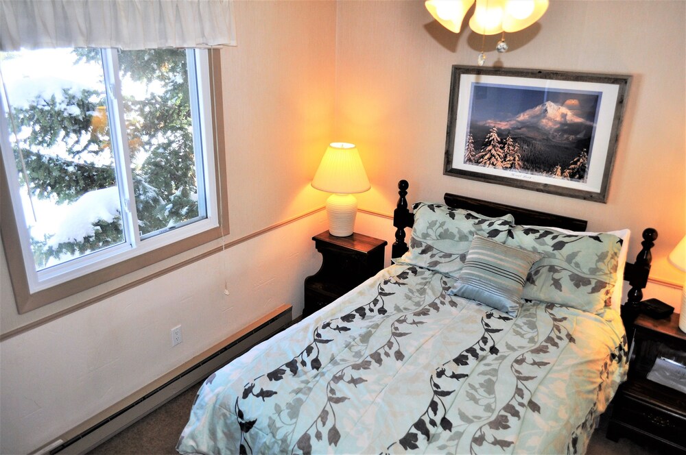 Condo, 2 Bedroom Blue River - Guestroom