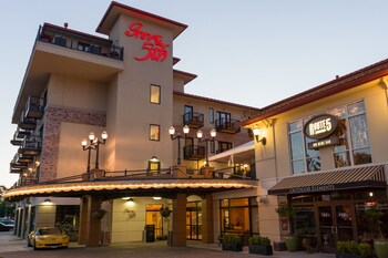 Hotel Front - Evening/Night