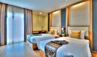Deluxe Room, Balcony