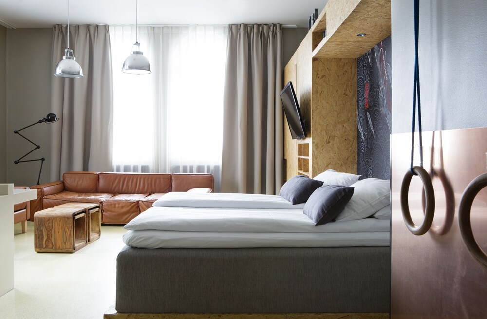 Guestroom