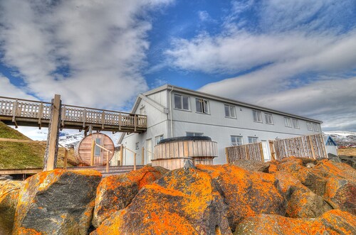 Blábjörg Guesthouse