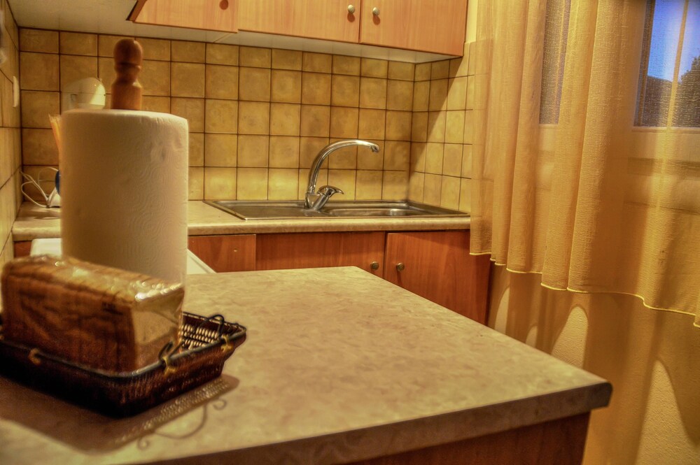 Standard Studio - In-Room Kitchenette