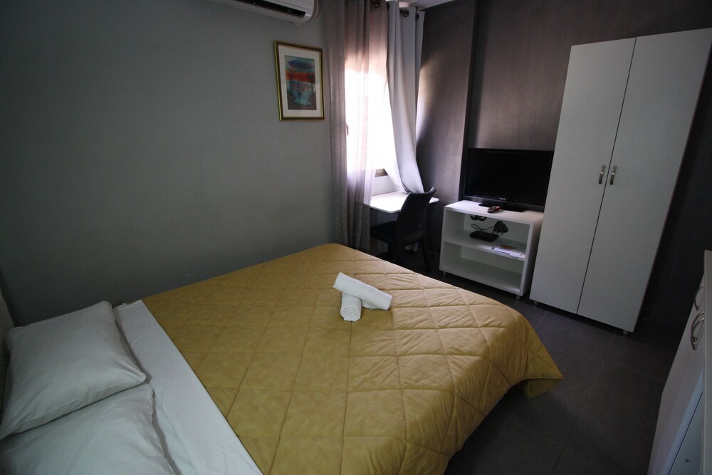 Soggiorno (Monolocale comfort, angolo cottura)
