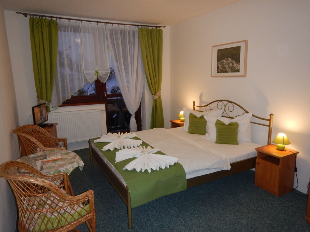Guestroom