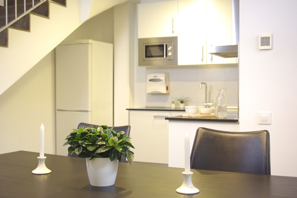 Duplex Family Apartment (2 adults + 2 children) - In-Room Kitchen