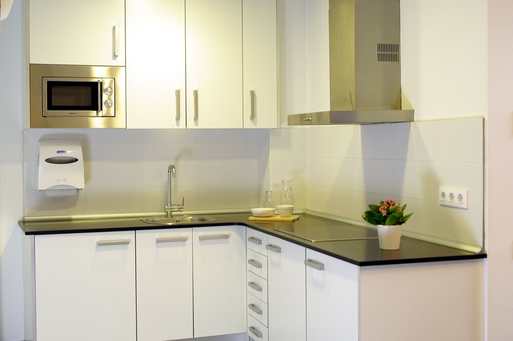 Duplex Family Apartment (2 adults + 2 children) - In-Room Kitchen