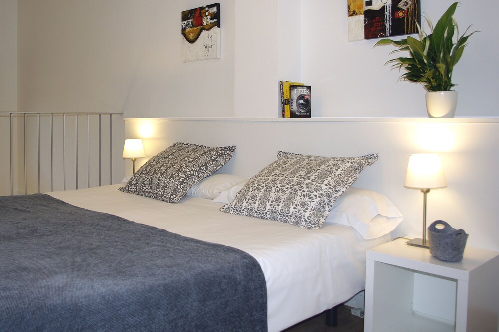 Duplex Apartment, 3 Bedrooms, without terrace (1-6 pax) - Guestroom