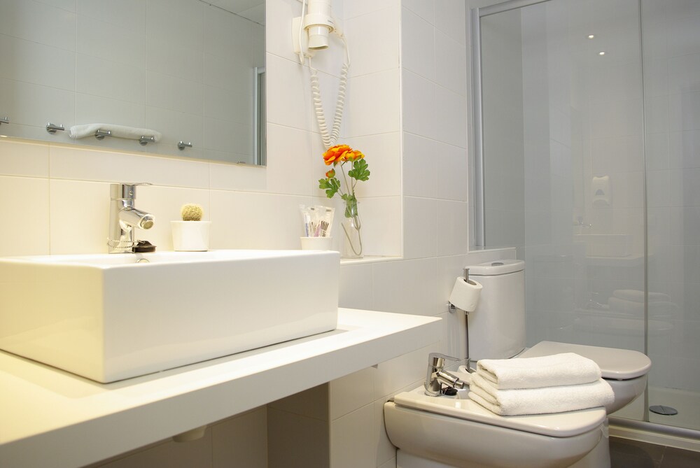 Duplex Family Apartment (2 adults + 2 children) - Bathroom