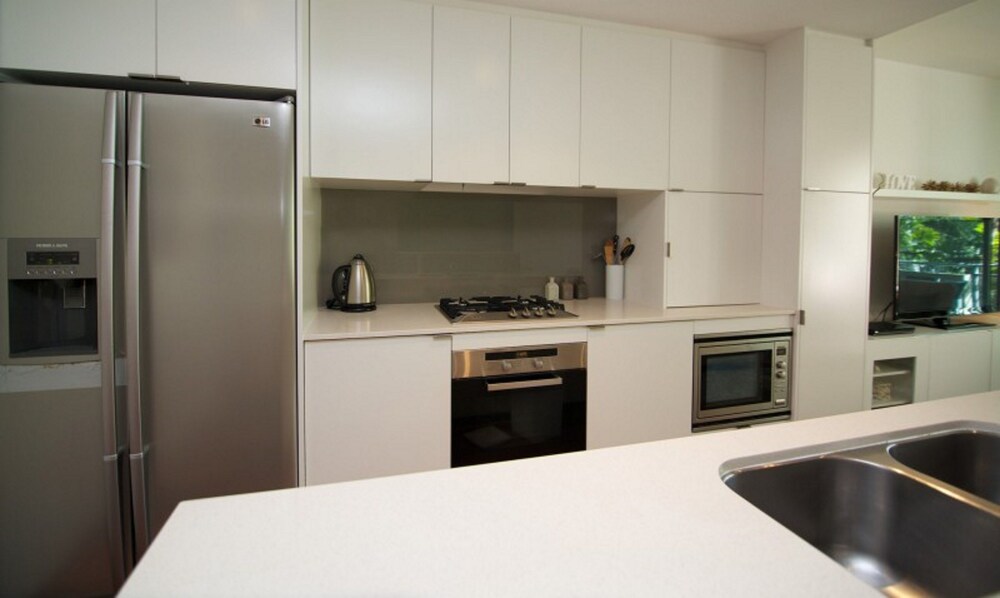 Standard Room, 2 Bedrooms, Pool View - In-Room Kitchen