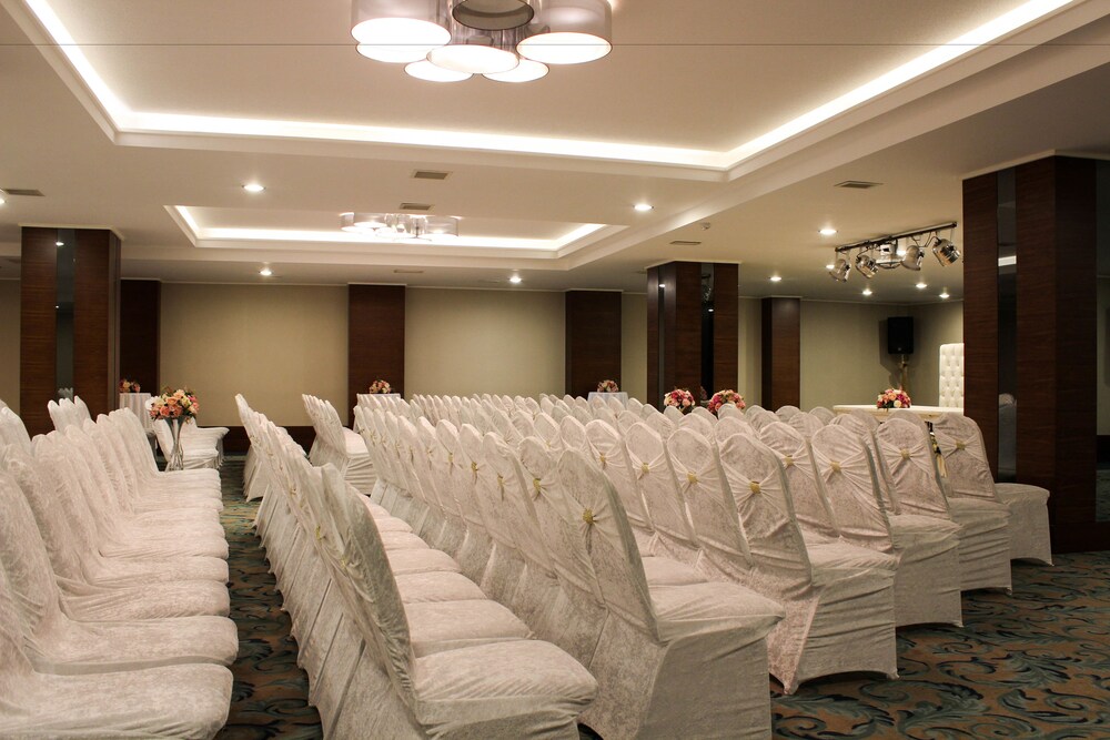 Indoor Wedding