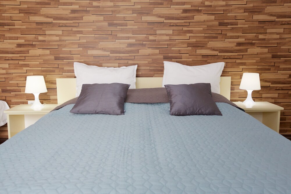 Family Studio - Guestroom