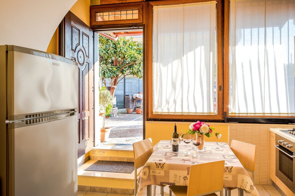 In-Room Kitchen