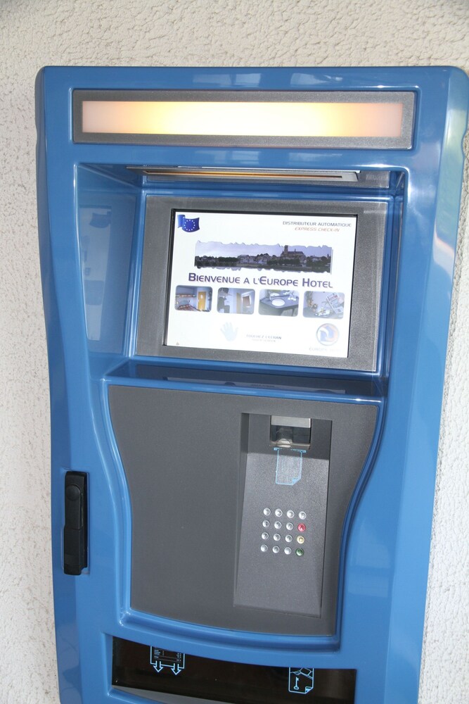 Check-in/Check-out Kiosk