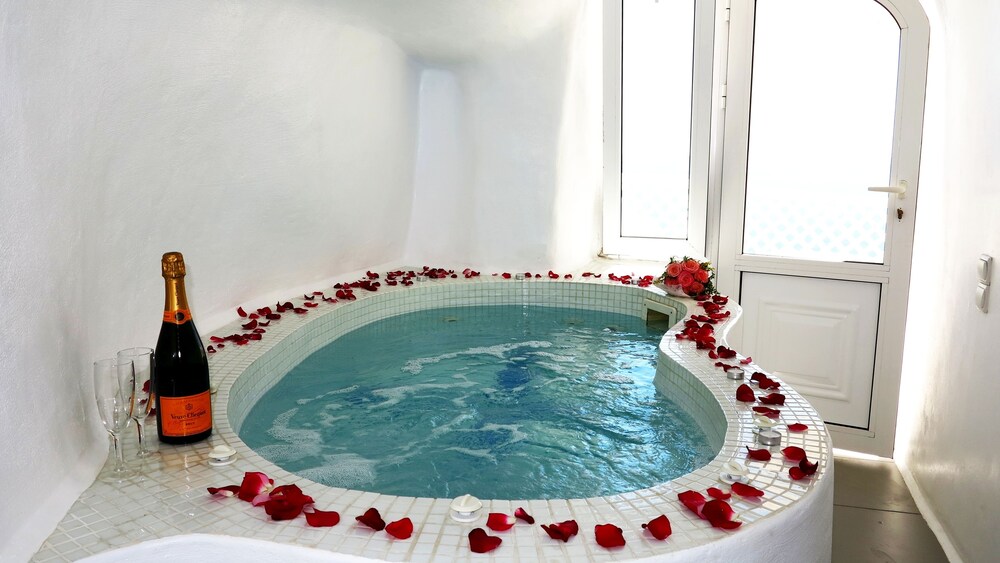 Jetted Tub
