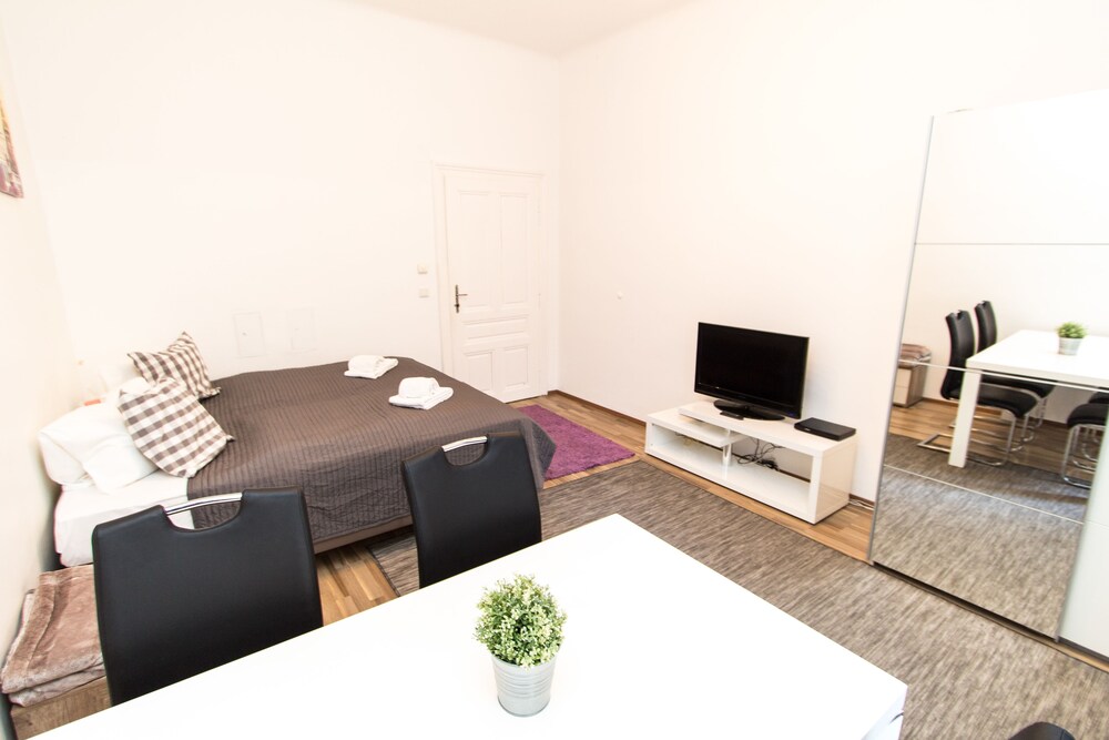 Family Room, 1 Bedroom - Guestroom