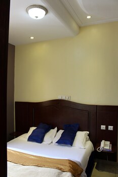 Guestroom View