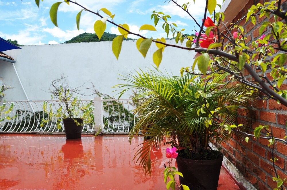 Sundeck