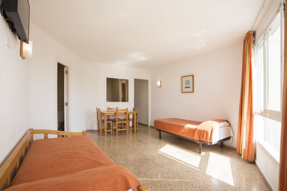 Superior Apartment, 1 Bedroom - Guestroom