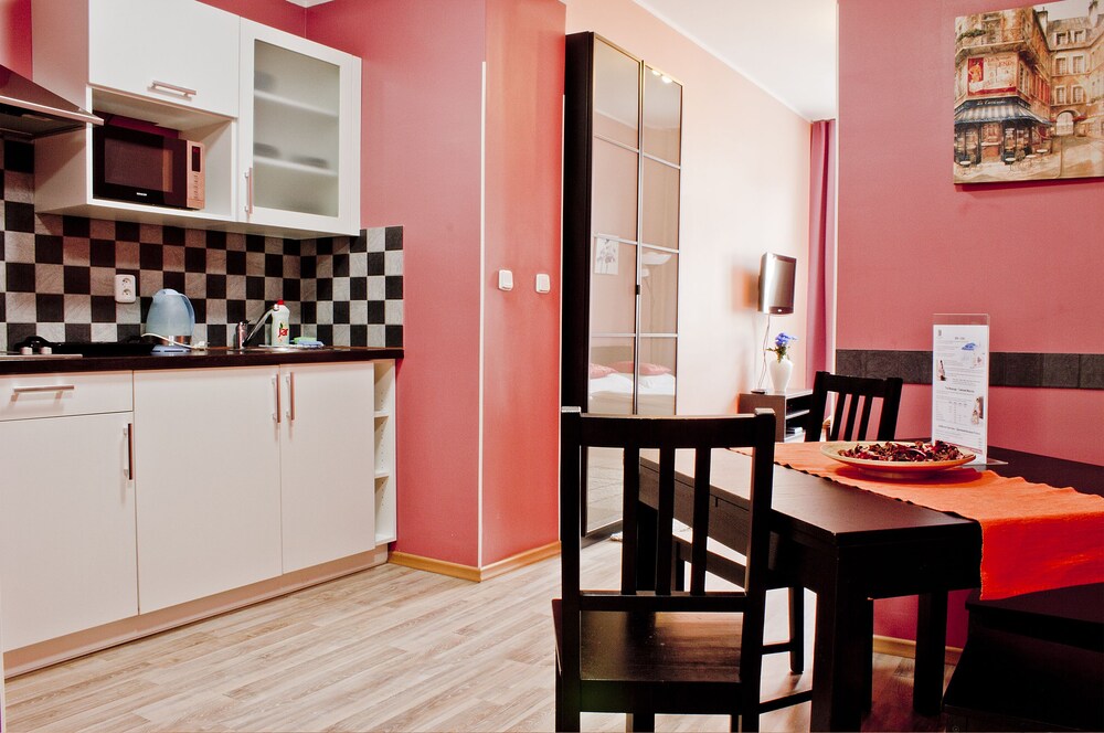 Club Studio - Guestroom