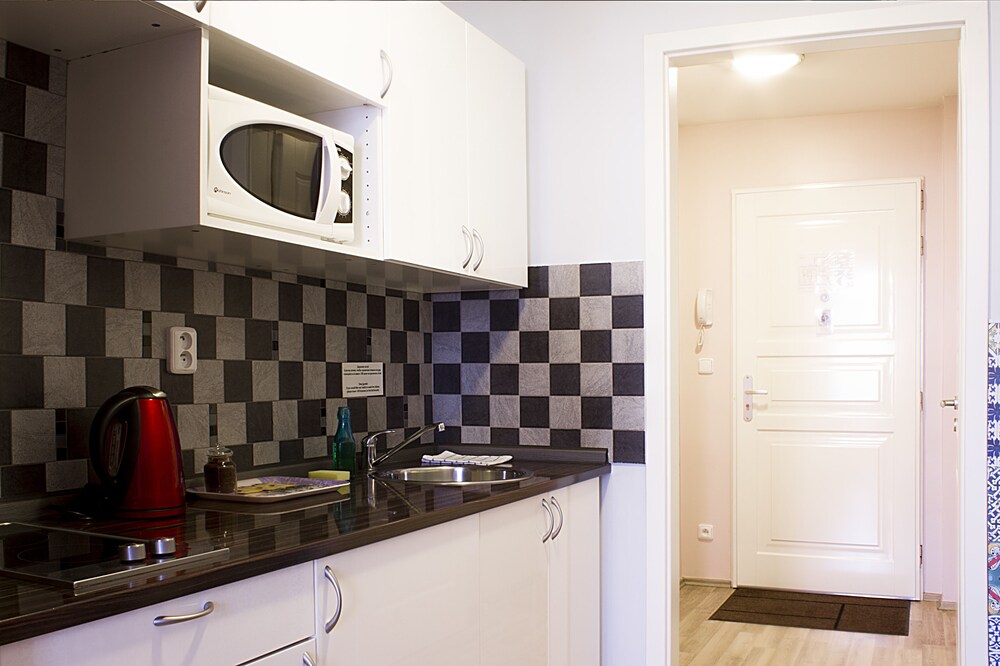 Club Studio - Guestroom