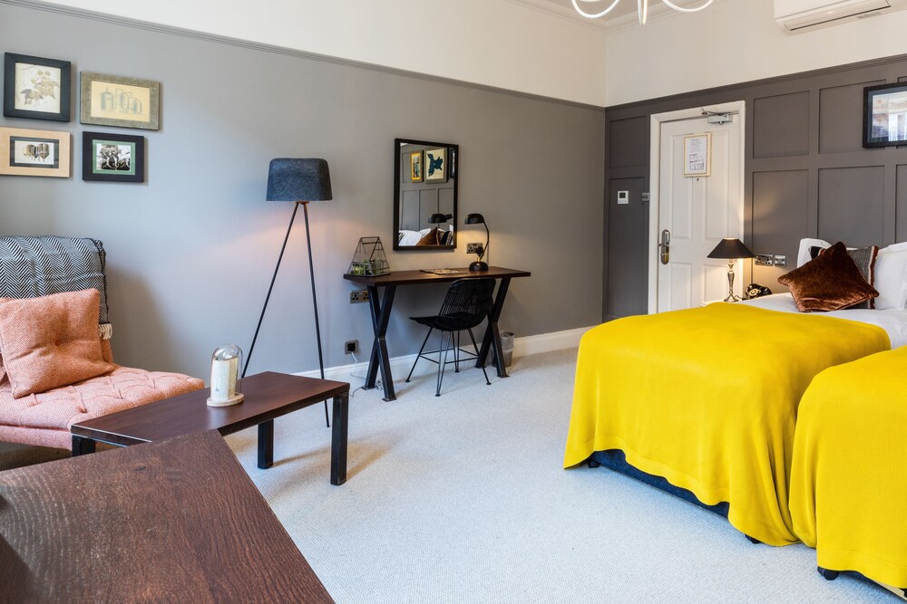 Guestroom