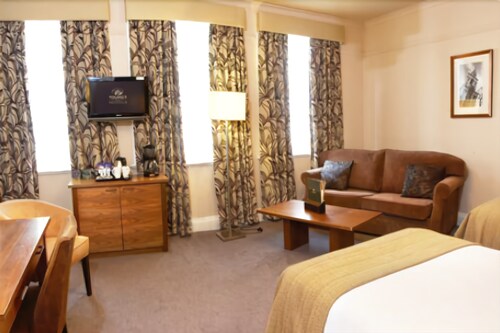 Guestroom