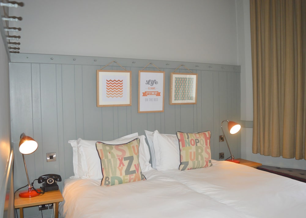 Guestroom