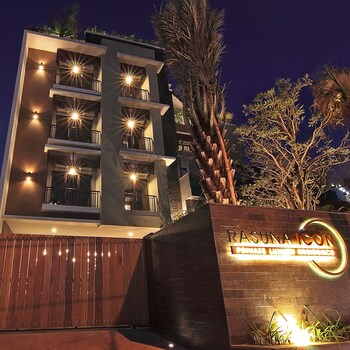 Hotel Front - Evening/Night