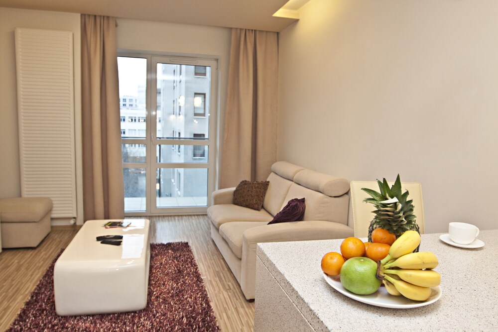 Deluxe Apartment, 2 Bedrooms - Living Area