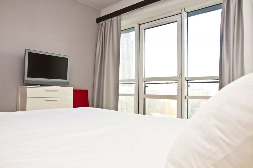 Luxury Apartment, 2 Bedrooms (60m2) - Guestroom