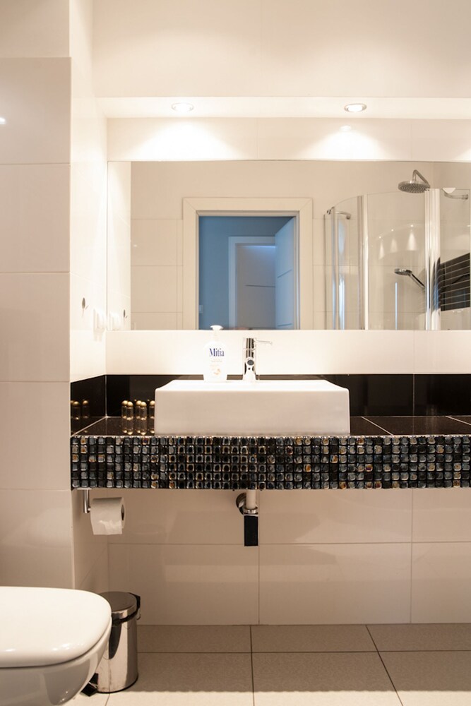 Luxury Apartment, 2 Bedrooms (60m2) - Bathroom