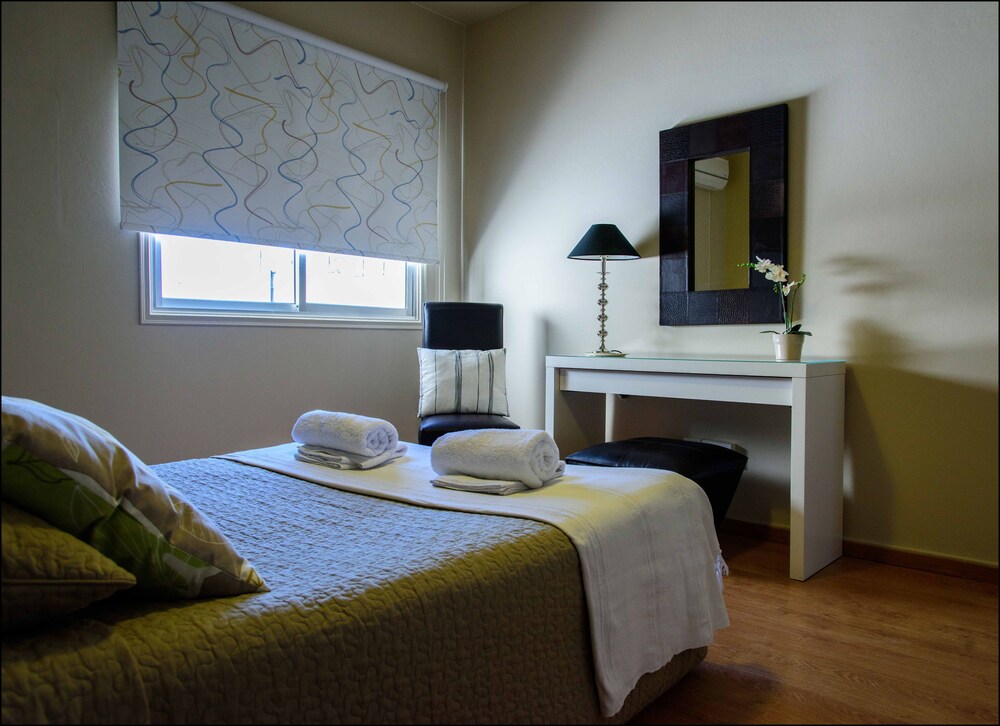 Superior Apartment, 1 Double Bed, City View - Guestroom View