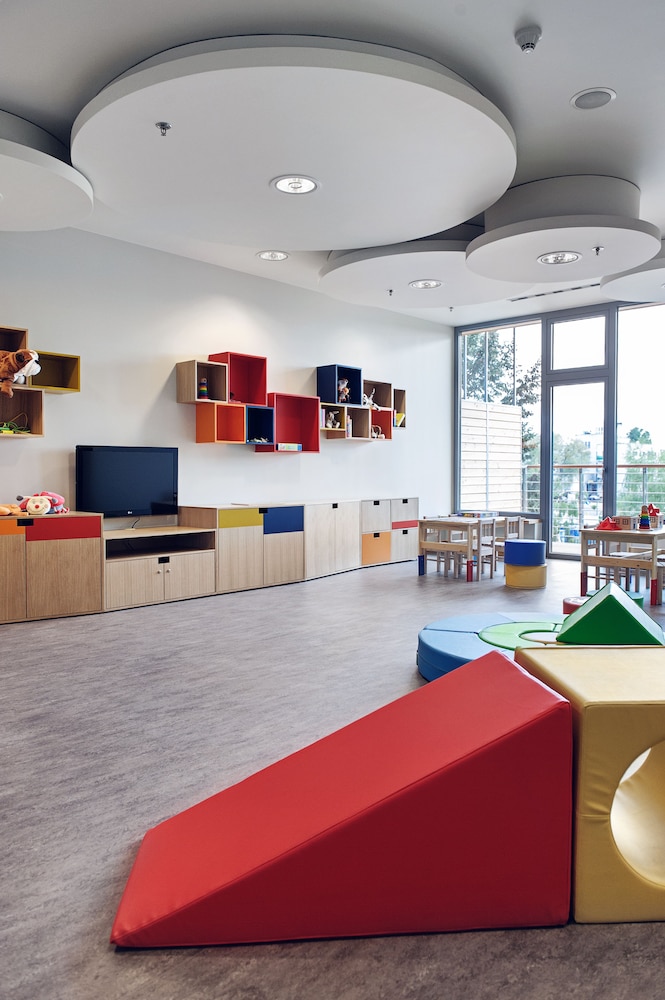 Childrens Play Area - Indoor