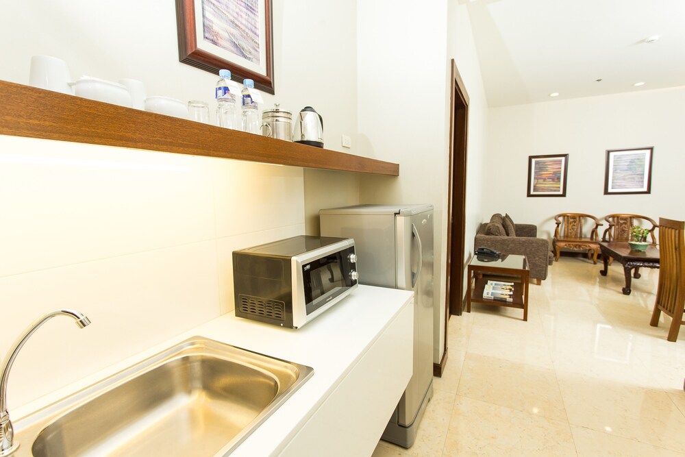In-Room Kitchenette