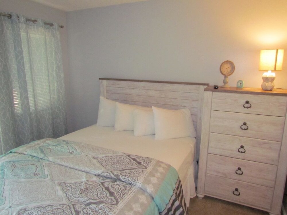 Deluxe Condo, 1 Bedroom, Kitchen, Park View - Guestroom