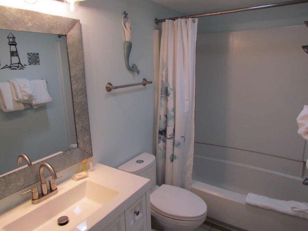 Deluxe Condo, 2 Bedrooms, Kitchen, Park View (Bedding May Vary) - Bathroom