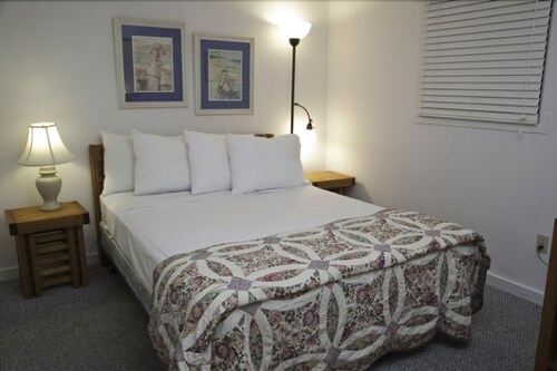 Deluxe Condo, 2 Bedrooms, Balcony, Ocean View - Guestroom