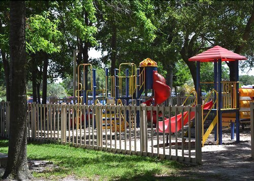 Childrens Play Area - Outdoor