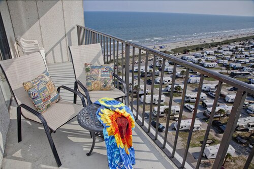 Deluxe Studio, 1 Queen Bed with Sofa bed, Ocean View, Tower
