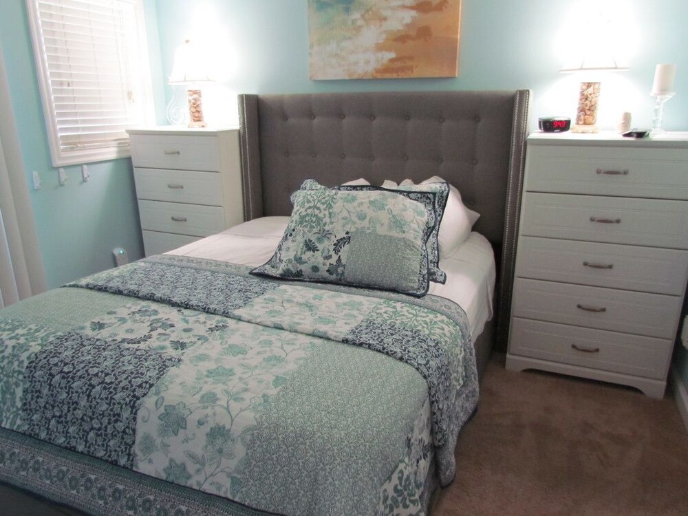 Deluxe Condo, 2 Bedrooms, Kitchen, Park View (Bedding May Vary) - Guestroom