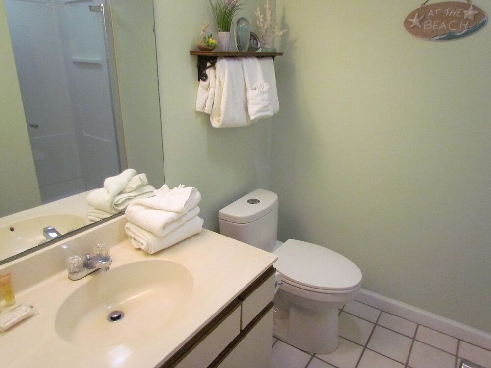 Deluxe Condo, 2 Bedrooms, Kitchen, Park View (Bedding May Vary) - Bathroom